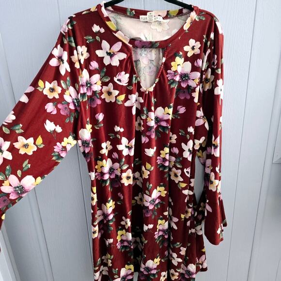 Eye Candy Burgundy Floral Dress 3X – Boho, Feminine, Casual, Everyday Wear - Picture 5 of 6